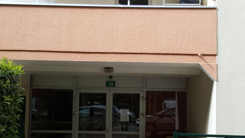 Le Marnois-Gare Noisy-le-Grand Exterior foto