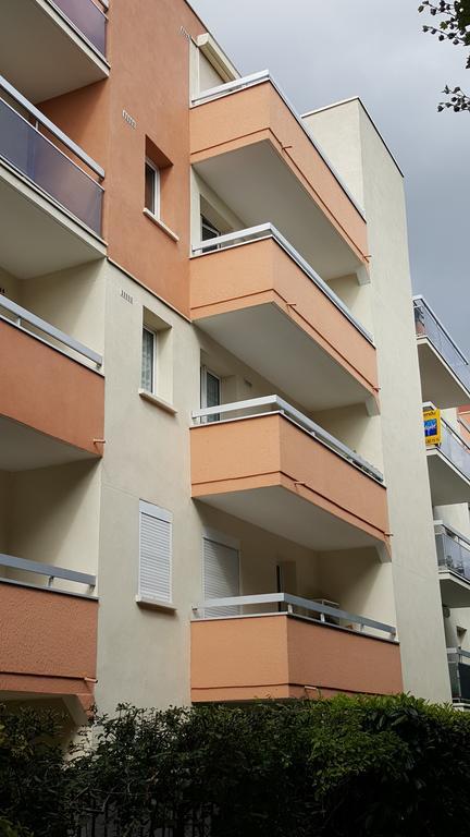 Le Marnois-Gare Noisy-le-Grand Exterior foto